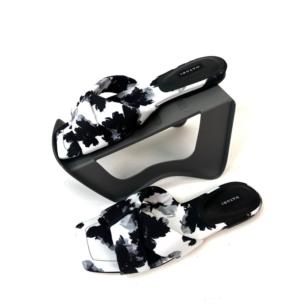 NATORI‎ Slide Sandals Vitta Taichou Print Black / White Women's Size 9.5 M